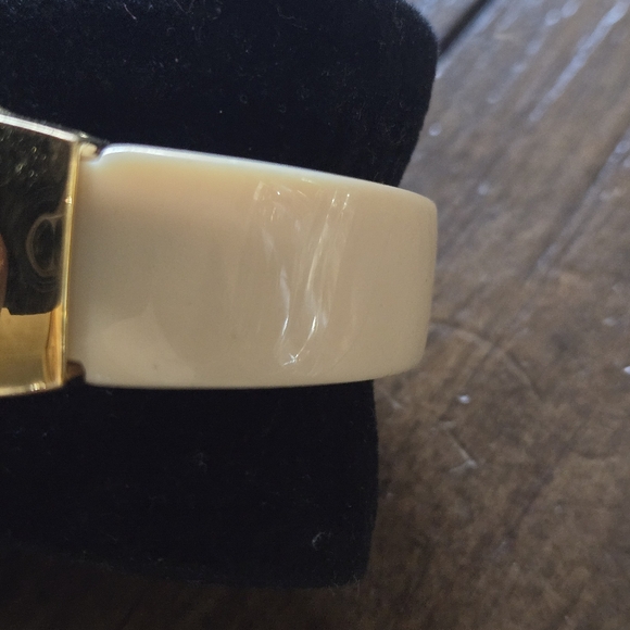 Joan Rivers Gold and Cream Classic Watch main image 3